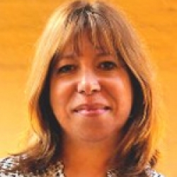 Carmen Paz Castro